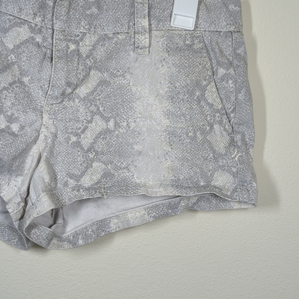 Hurley Lowrider Classic Fit Short Size 11 Juniors Multicolored Cuffed Low Rise - Picture 5 of 7